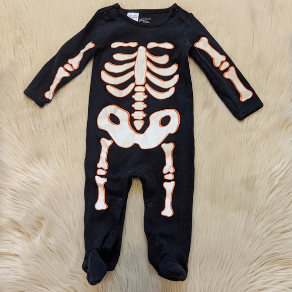 Simple Joys Other - Simple Joys black with white and orange skeleton footsie PJs size 6-9 M